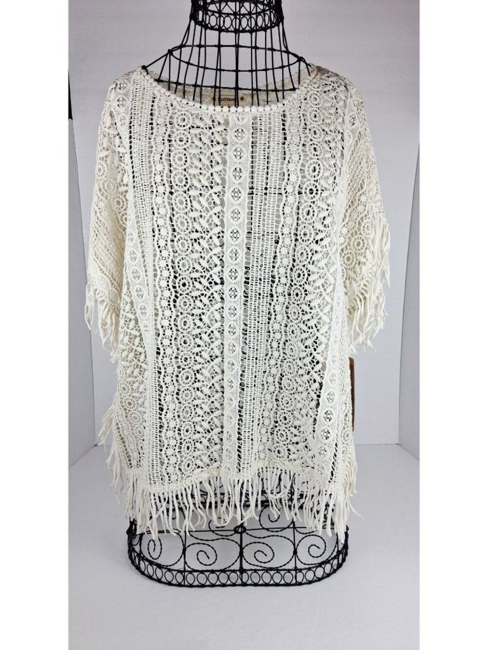 New w/ Tags Ruff Hewn Ivory Crochet Fringe Poncho Size L Lightweight Boho Style - Picture 7 of 16